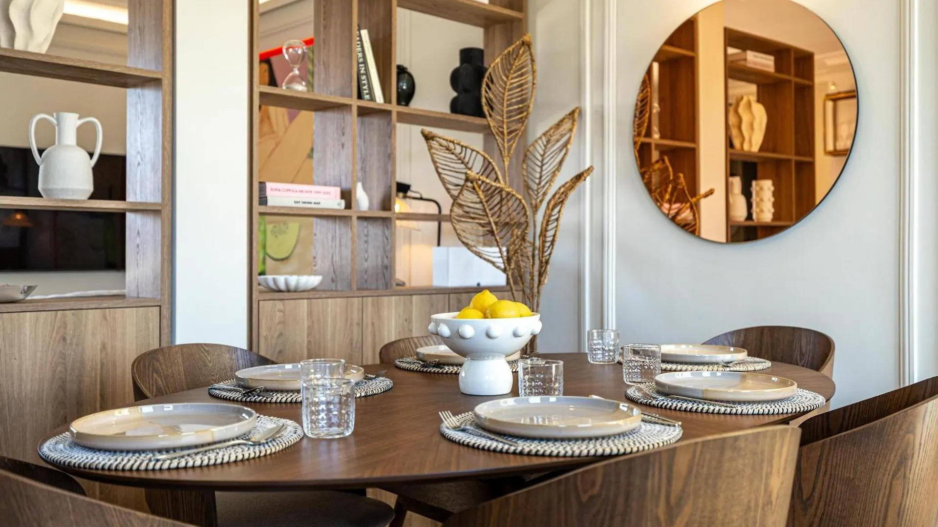 Luxurious Penthouse, 2 Bedroom Suites, 3 Spacious Terraces, Gorgeous Views Of Mountains And Sea, Nizza