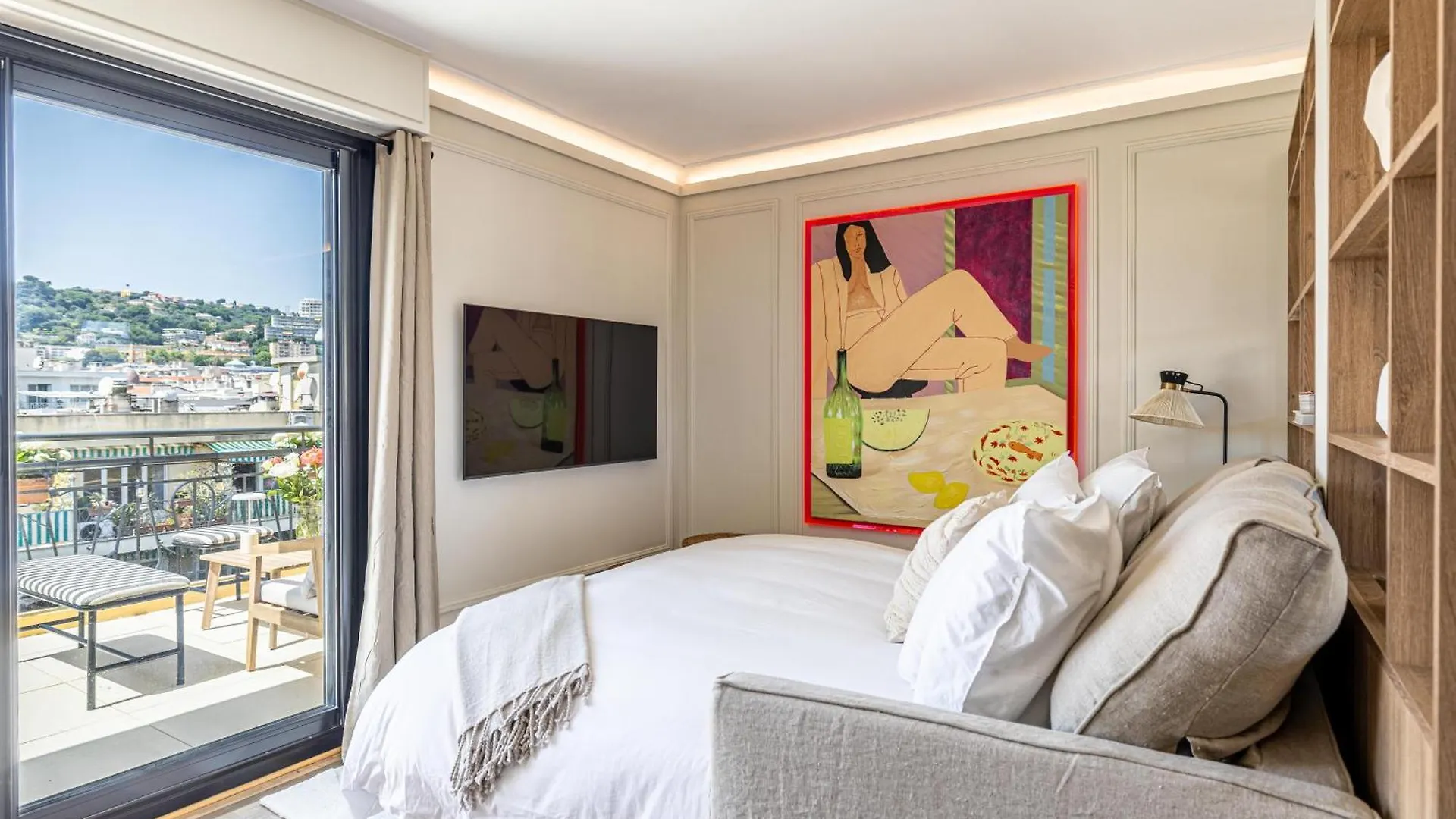 Apartment Luxurious Penthouse, 2 Bedroom Suites, 3 Spacious Terraces, Gorgeous Views Of Mountains And Sea, Nice