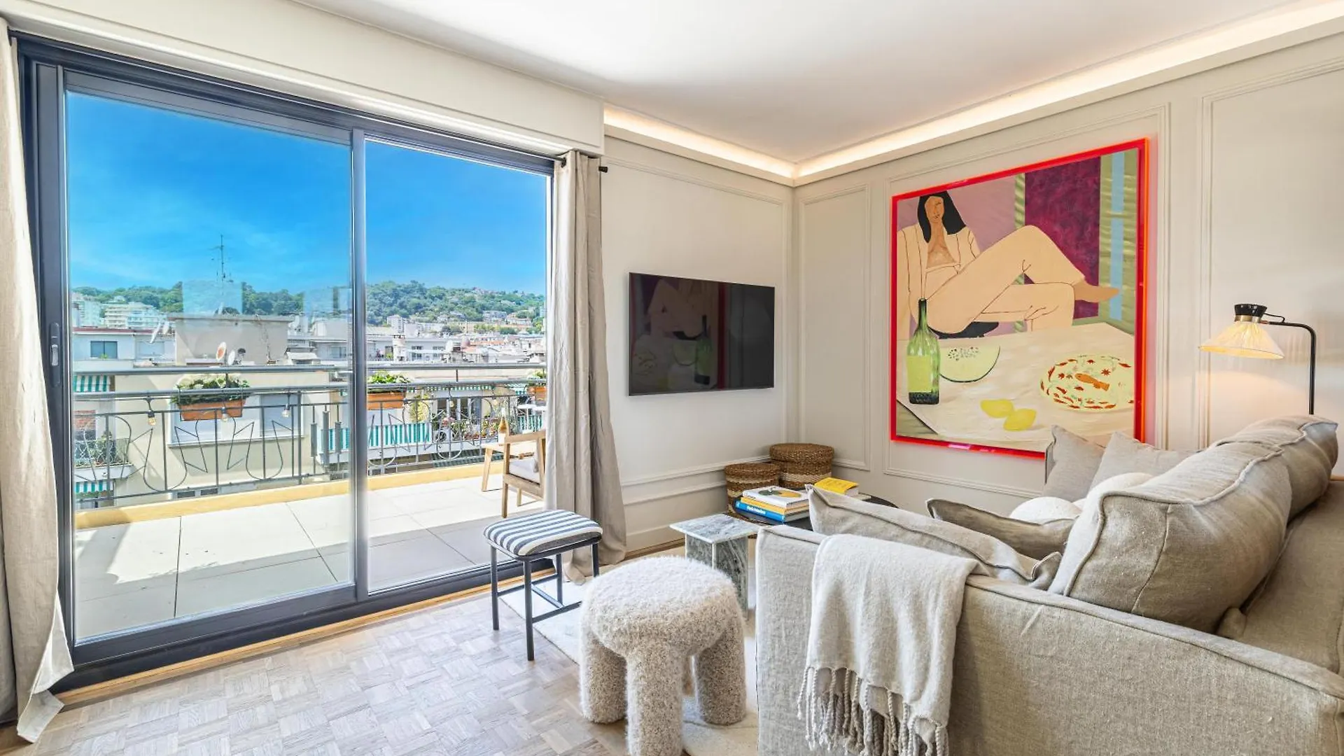 Apartment Luxurious Penthouse, 2 Bedroom Suites, 3 Spacious Terraces, Gorgeous Views Of Mountains And Sea, Nice